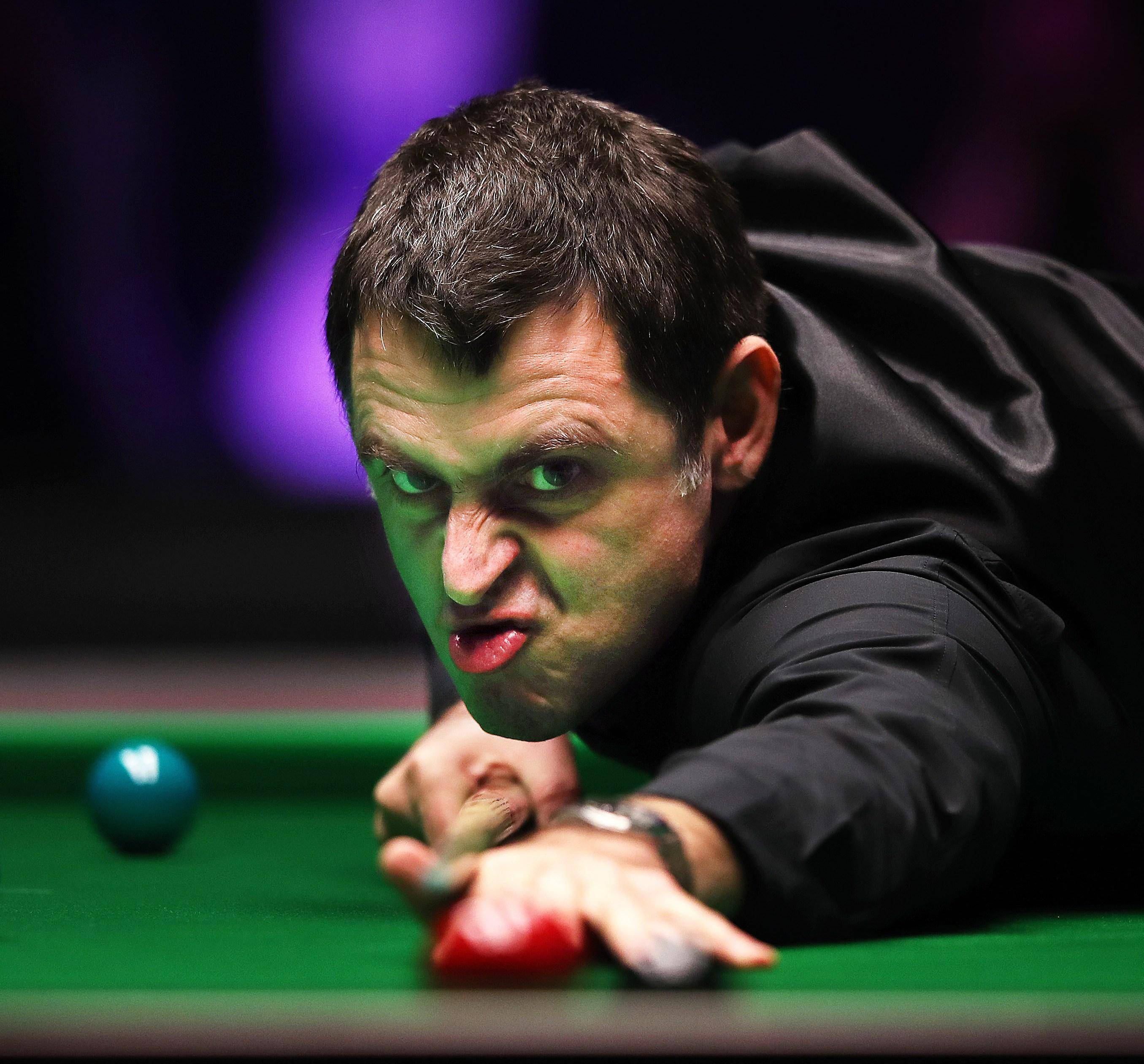 并保持坚定 并保持坚定