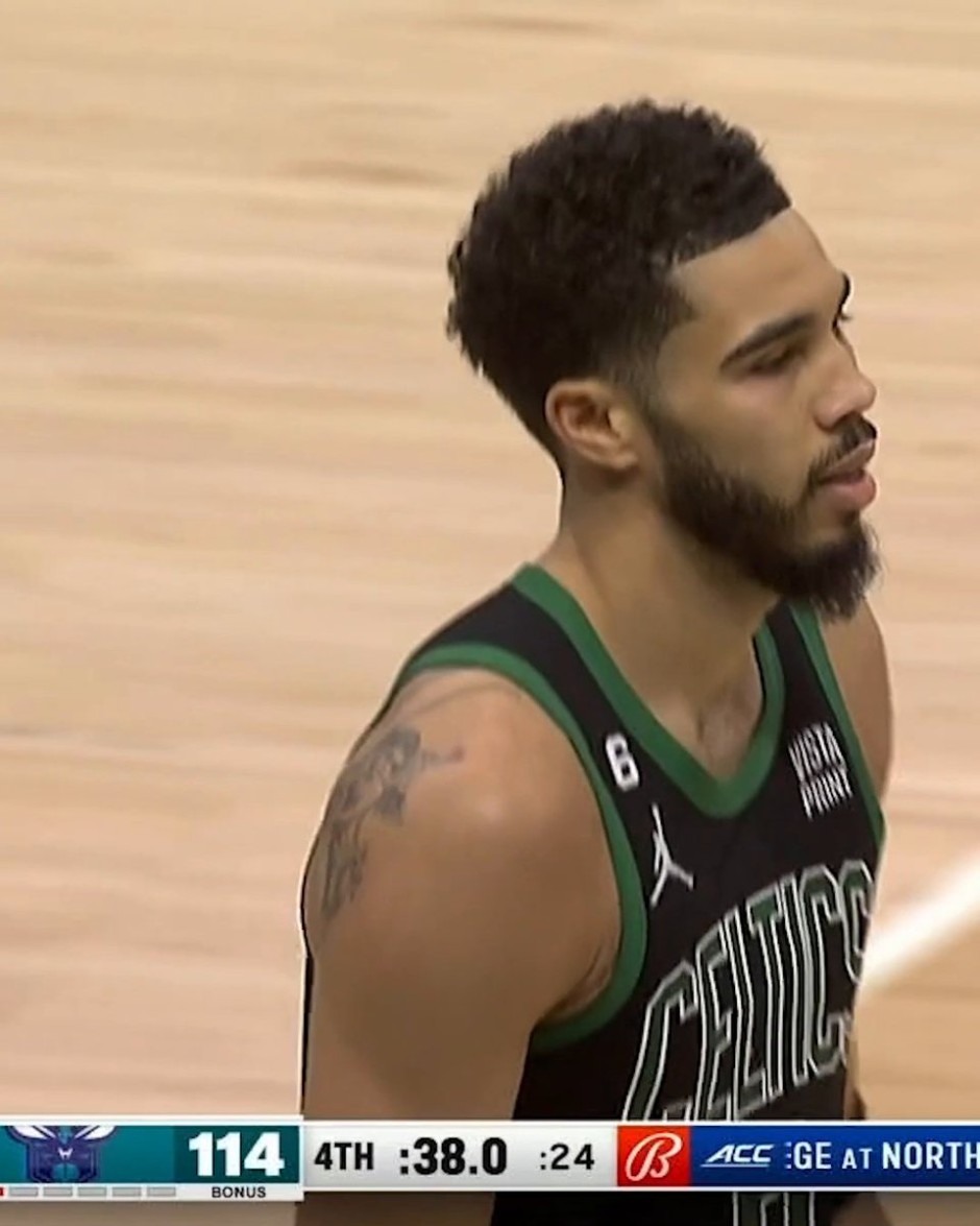 尼修斯与罗 尼修斯与罗