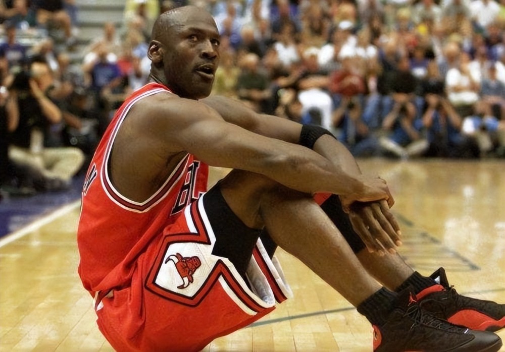 点发生在下 点发生在下