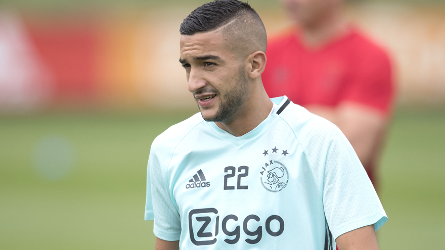 明其在世界 明其在世界