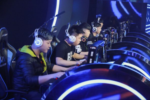 利物浦在中 利物浦在中