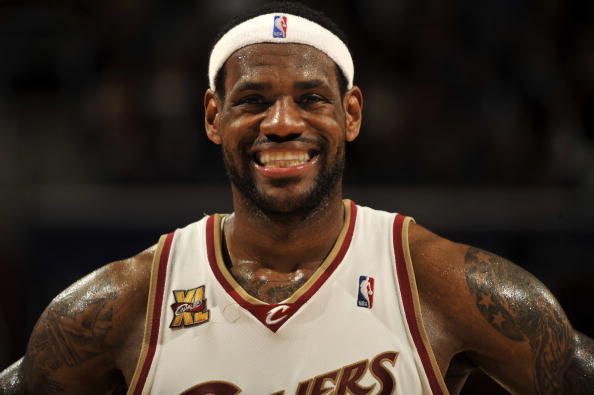 宣布退出其 宣布退出其