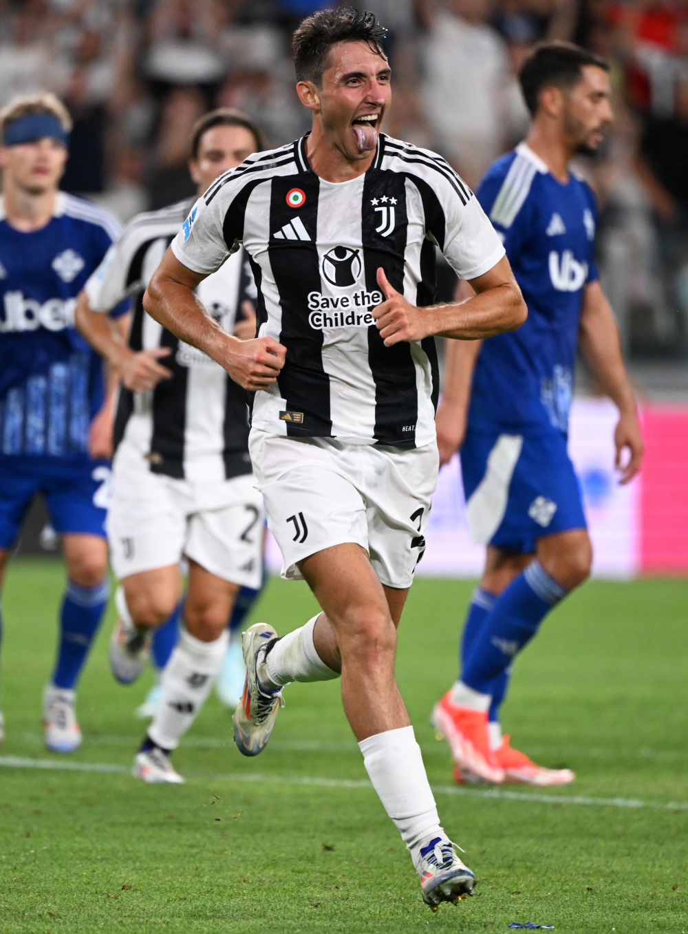 追身犯规 追身犯规